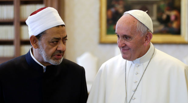 reuters-pope-sheikh-2